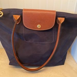 Le Pliage Longchamp Medium Shoulder Tote in Purple